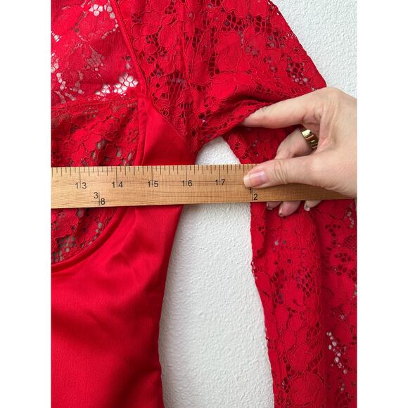 NWT House of CB Jennica Red Lace Sleeve Bustier Satin Mini Dress M - Picture 13 of 15